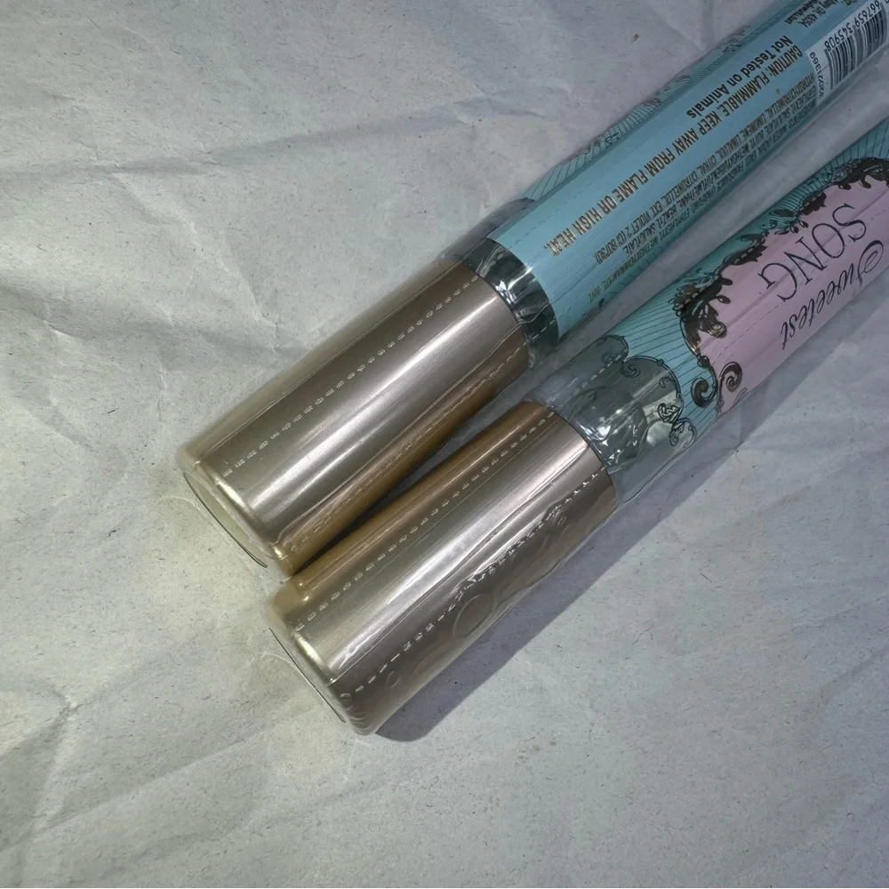 2 x Bath & body works sweetest song spray  7ml
